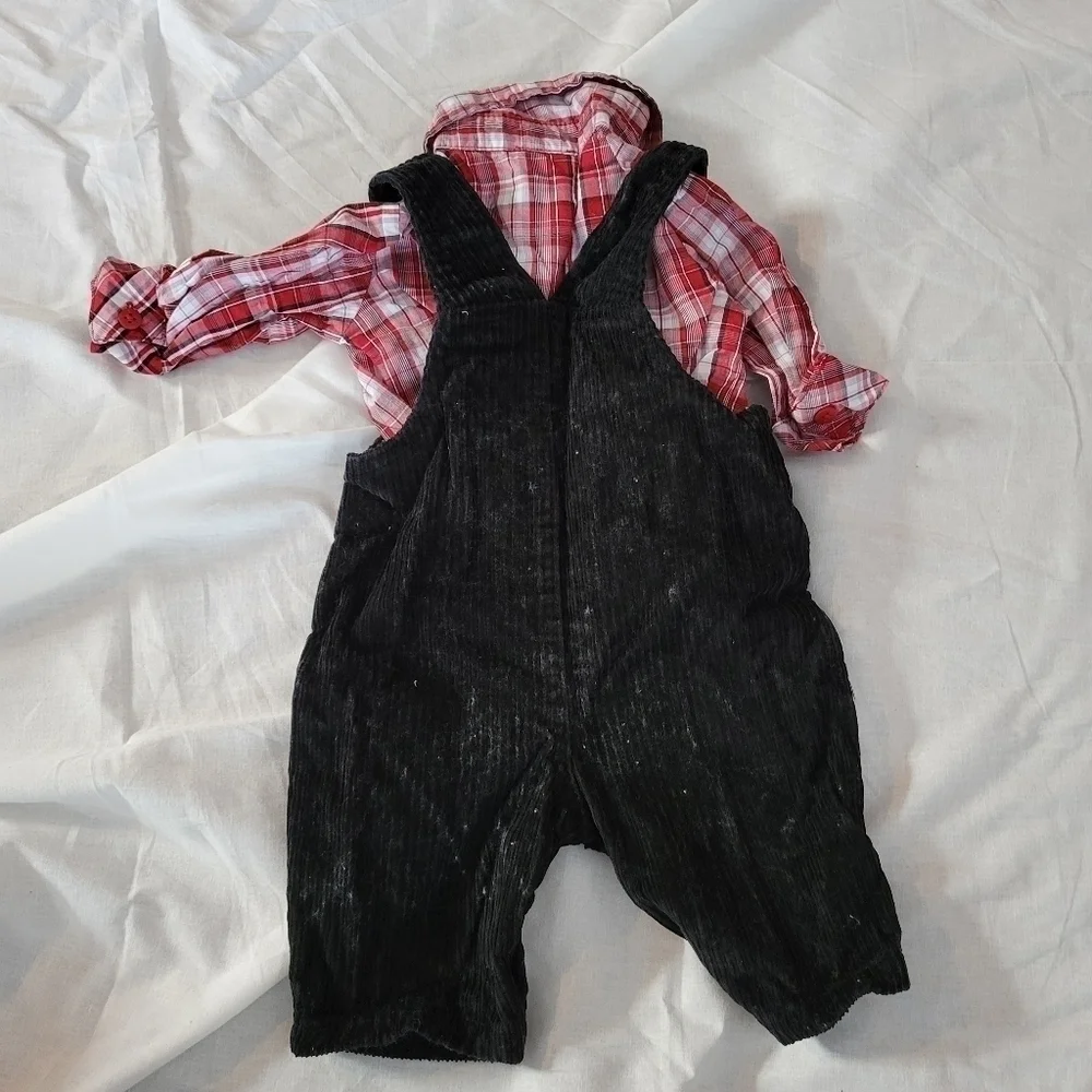 Disney Winnie the Pooh vtg 2pc train black corduroy, red plaid, overall set 3m